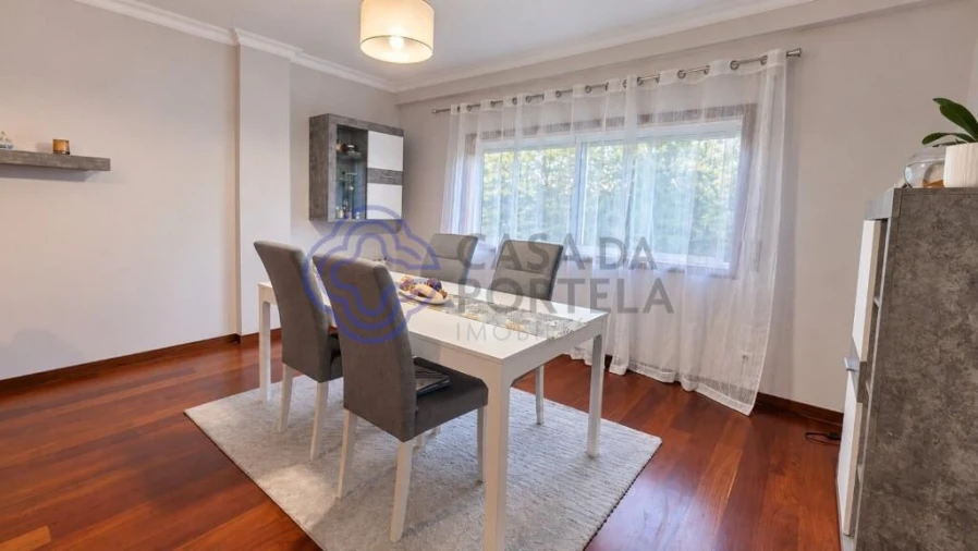 Apartamento T2 para Venda em Valongo Foto 3