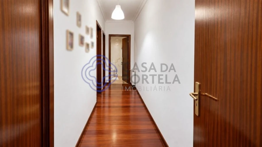 Apartamento T2 para Venda em Valongo Foto 7