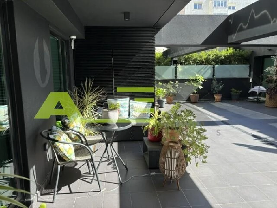 Apartamento T2 para Venda em Avenidas Novas Foto 2