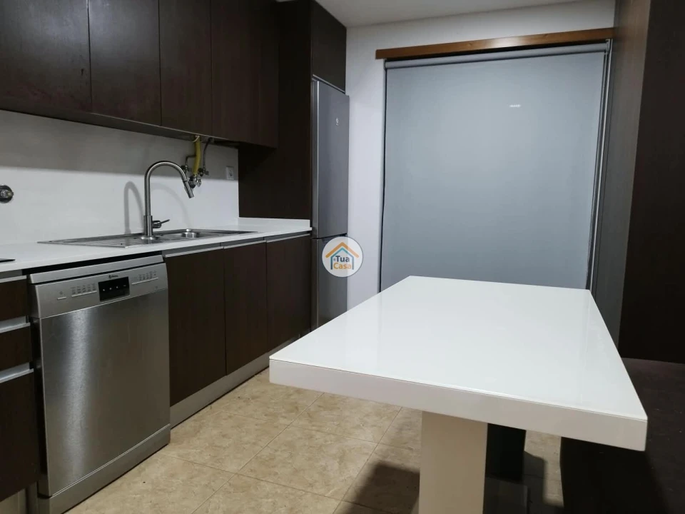 Apartamento T2 para Arrendamento em Silveiros e Rio Covo (Santa Eulália) Foto 5