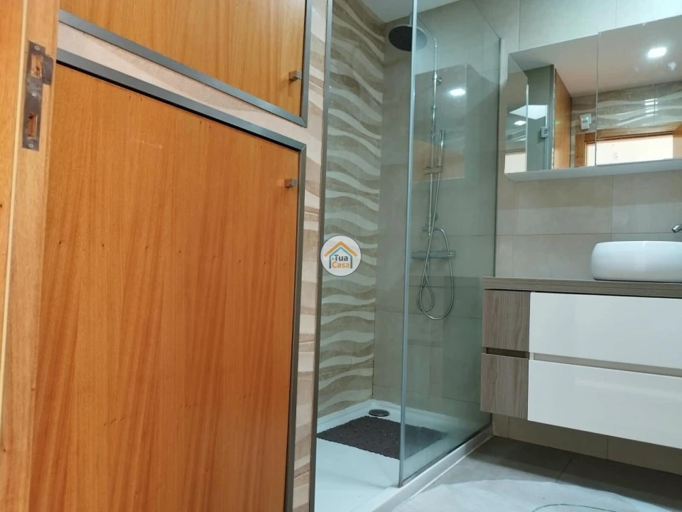 Apartamento T2 para Arrendamento em Silveiros e Rio Covo (Santa Eulália) Foto 8