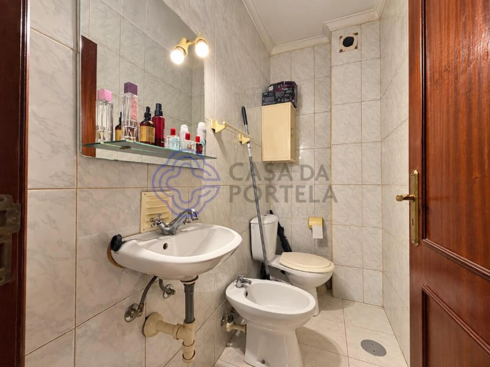 Apartamento T2 para Venda em Fânzeres e São Pedro da Cova Foto 5
