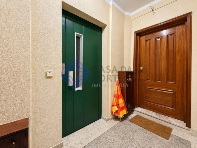 Apartamento T2 para Venda em Fânzeres e São Pedro da Cova Foto 17