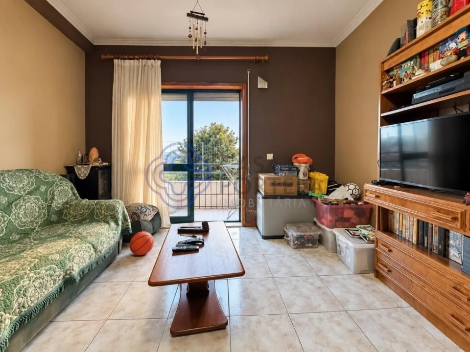 Apartamento T2 para Venda em Fânzeres e São Pedro da Cova Foto 2