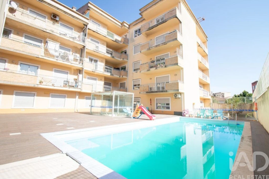 Apartamento T2 para Venda em Cadaval e Pêro Moniz Foto 1