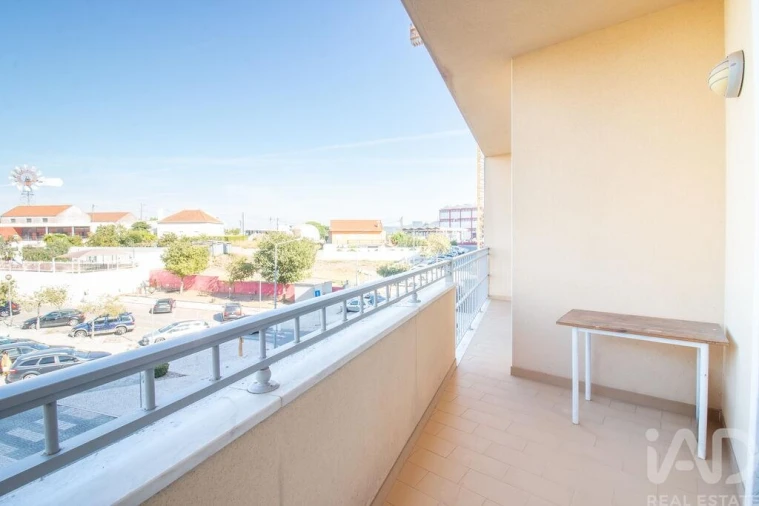 Apartamento T2 para Venda em Cadaval e Pêro Moniz Foto 17