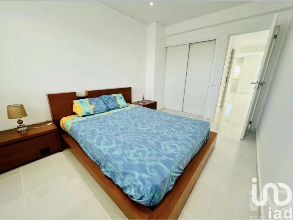 Apartamento T2 para Venda em Quarteira Foto 3