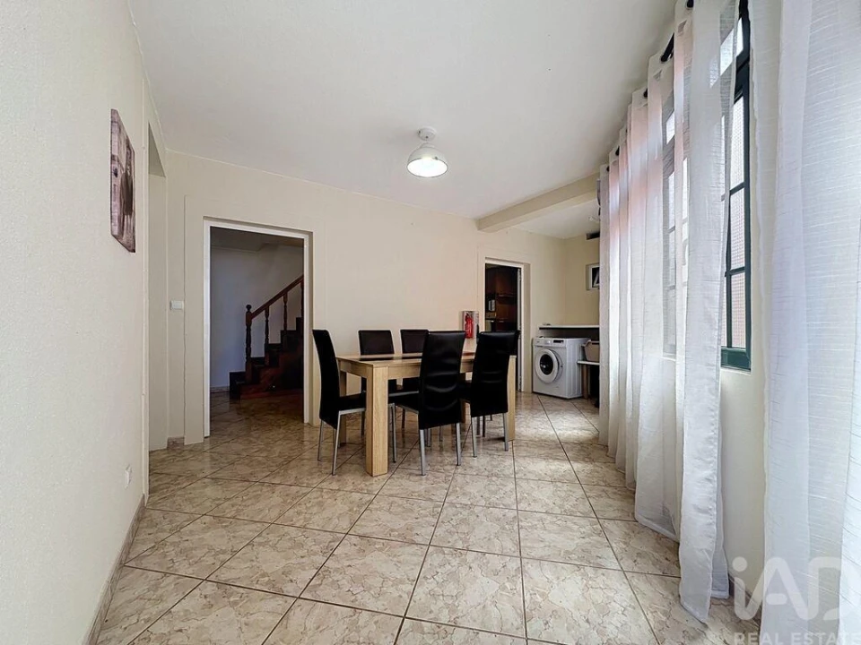 Moradia T3 para Venda em Ribeira Brava Foto 8