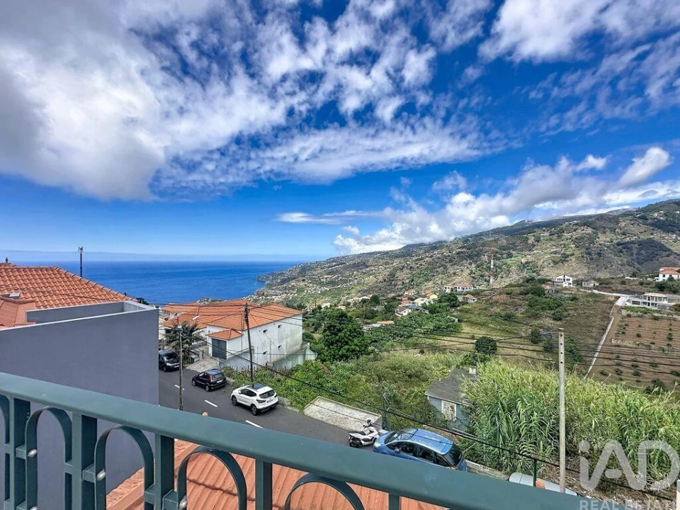 Moradia T3 para Venda em Ribeira Brava Foto 24