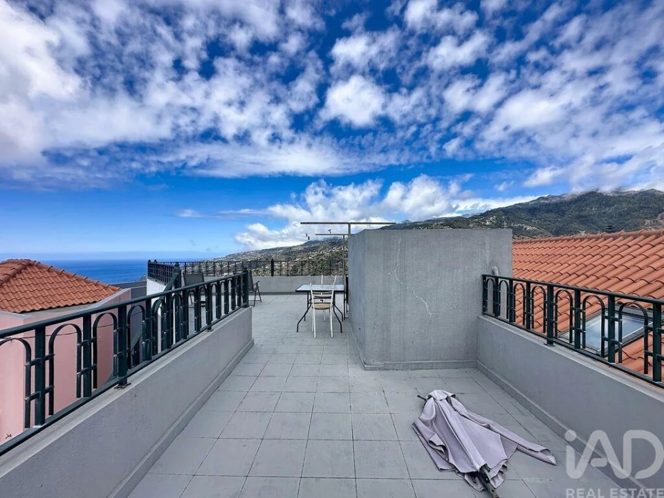 Moradia T3 para Venda em Ribeira Brava Foto 23