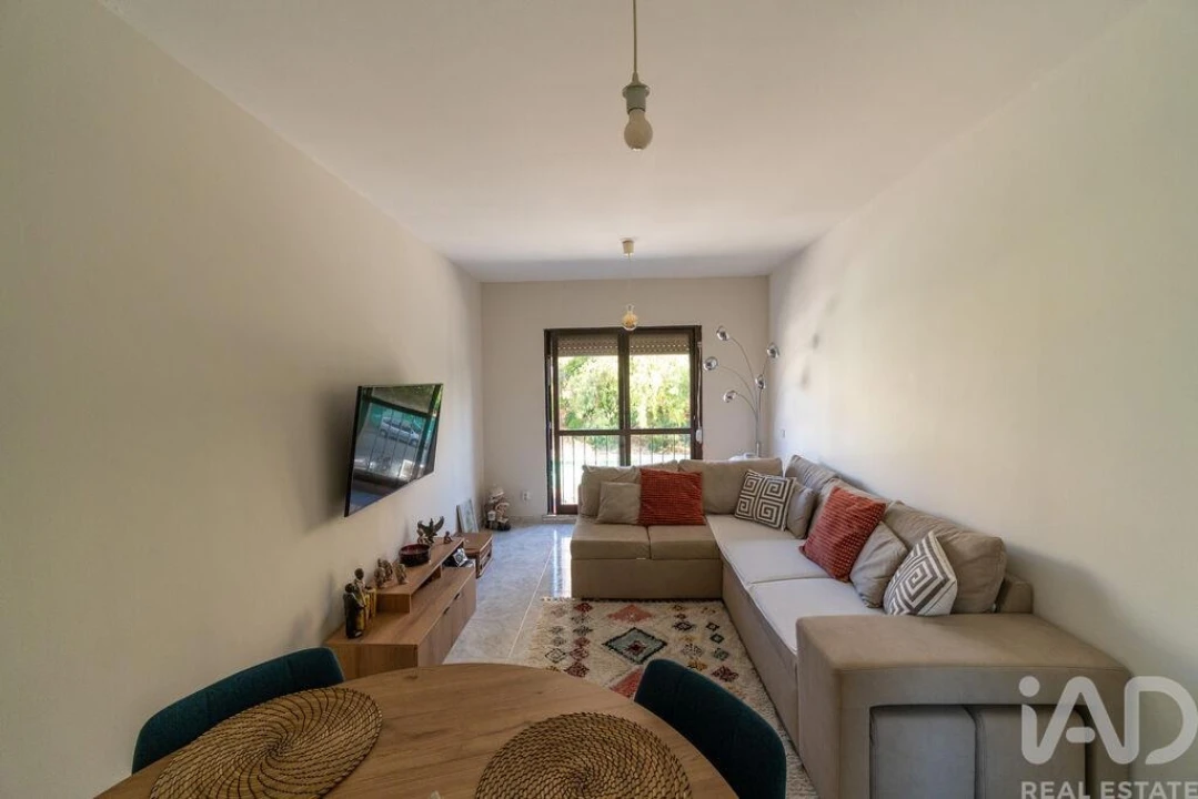 Apartamento T3 para Venda em Vialonga Foto 2