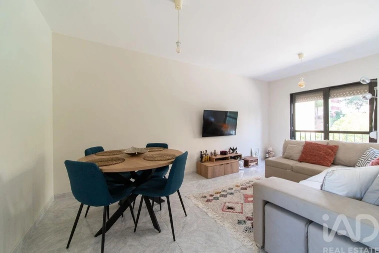 Apartamento T3 para Venda em Vialonga Foto 4