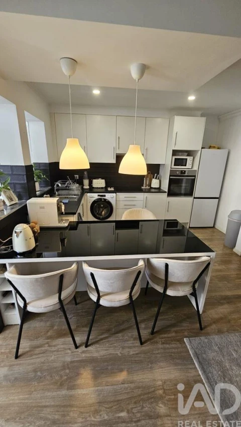 Apartamento T2 para Venda em Loule (São Clemente)