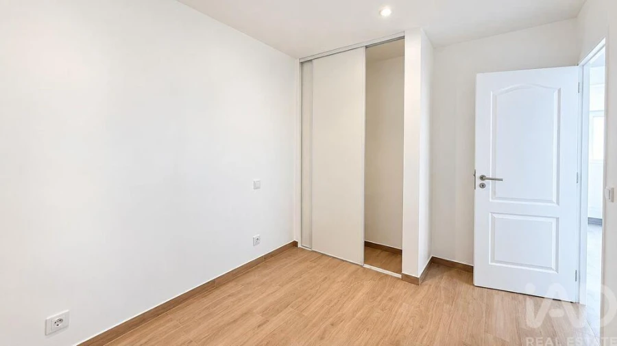 Moradia T3 para Venda em Azinhal Foto 18