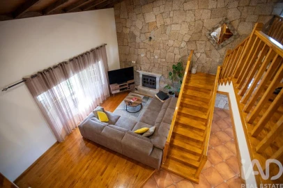 Moradia T4 para Venda em Vilela do Tamega