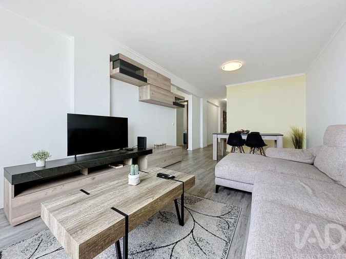 Apartamento T2 para Venda em Caniço Foto 4