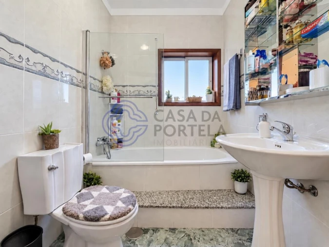 Moradia T3 para Venda em Golães Foto 15