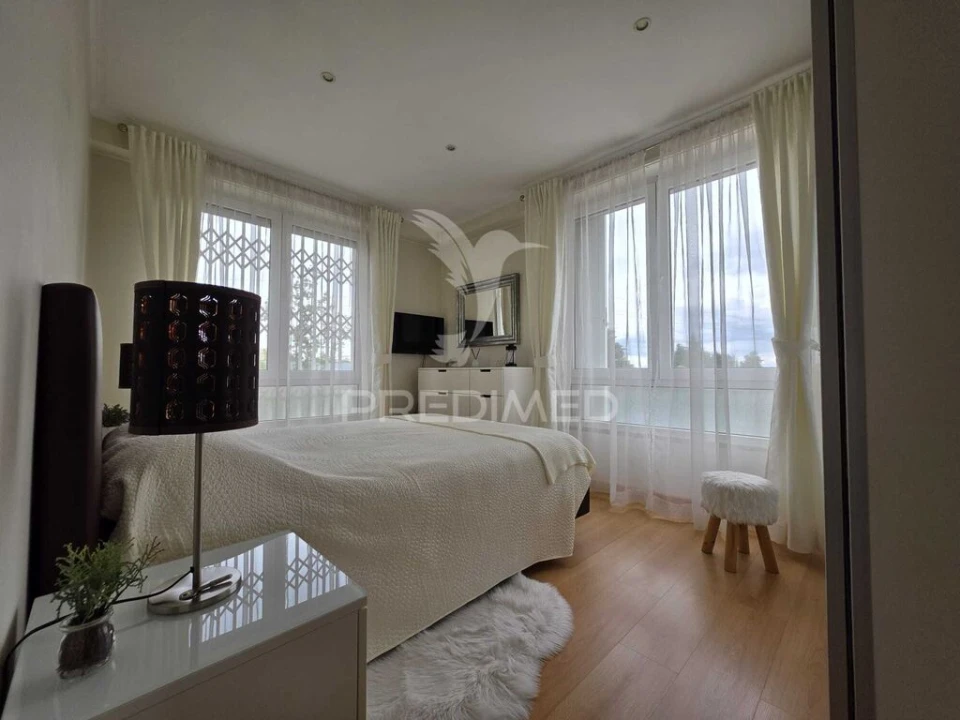 Apartamento T3 para Venda em Moscavide e Portela Foto 10