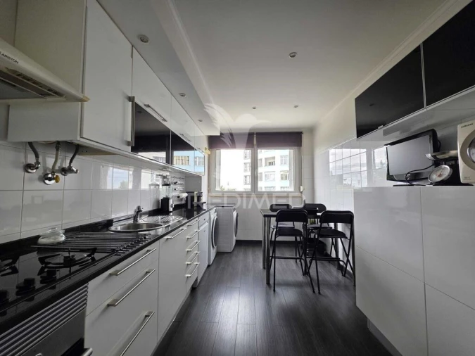 Apartamento T3 para Venda em Moscavide e Portela Foto 17