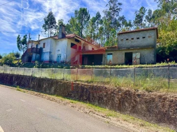 Moradia T2 para Venda em Carreiras (São Miguel) e Carreiras (Santiago)