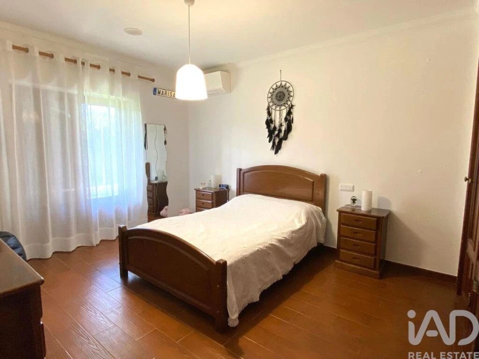 Moradia para Venda em Dois Portos e Runa Foto 6