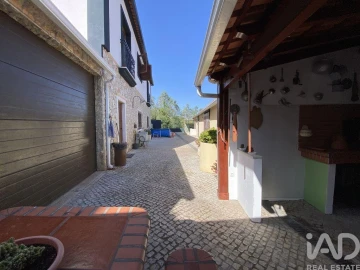 Moradia para Venda em Dois Portos e Runa