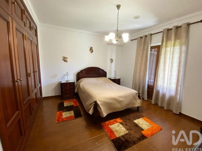 Moradia para Venda em Dois Portos e Runa Foto 4