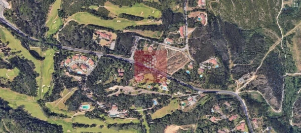 Moradia T6 para Venda em Queluz e Belas