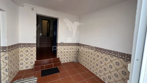 Moradia T1 para Venda em Albernoa e Trindade