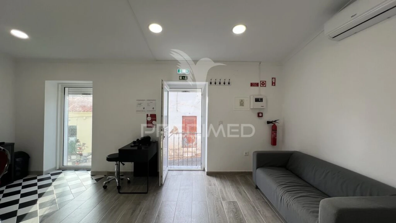 Moradia T1 para Venda em Albernoa e Trindade Foto 6
