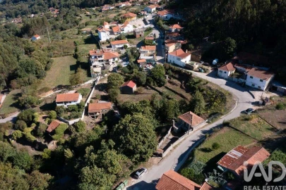 Moradia T4 para Venda em Vila Nova