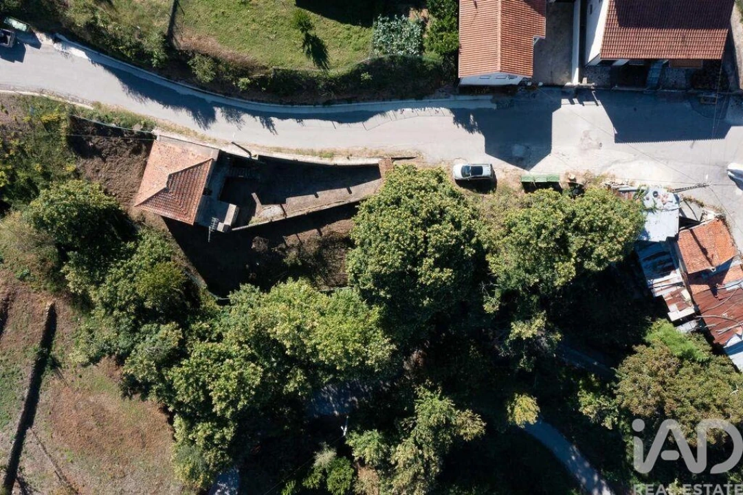 Moradia T4 para Venda em Vila Nova Foto 5