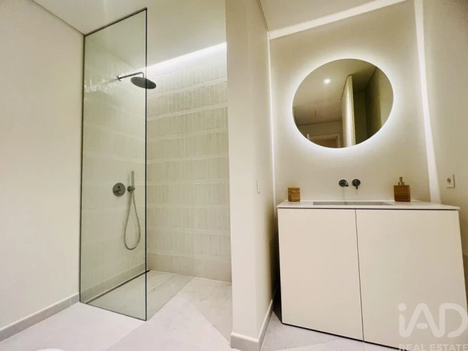 Apartamento T1 para Venda em Quarteira Foto 7