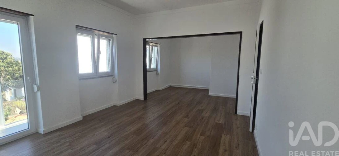 Apartamento T2 para Venda em Cadaval e Pêro Moniz Foto 28