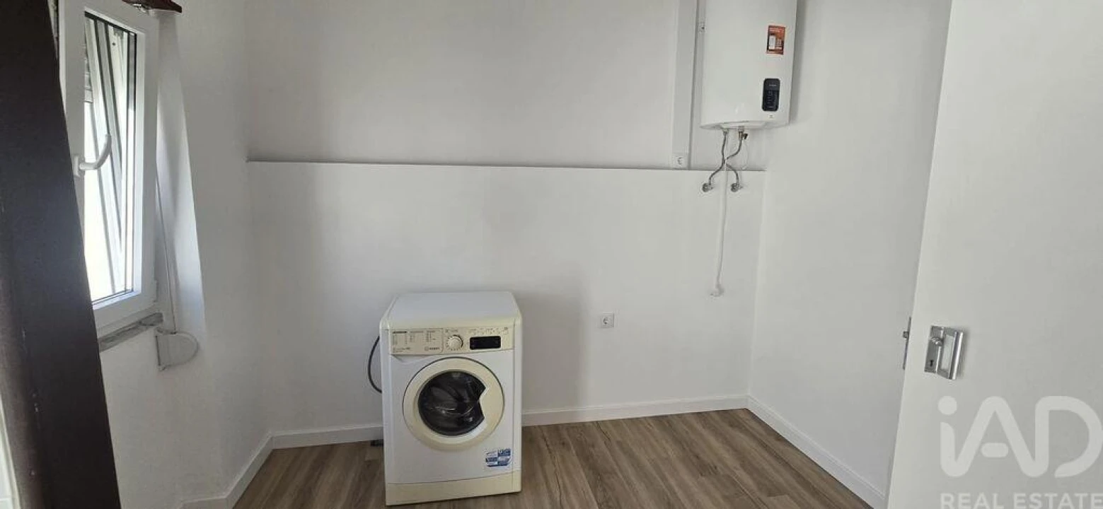 Apartamento T2 para Venda em Cadaval e Pêro Moniz Foto 26