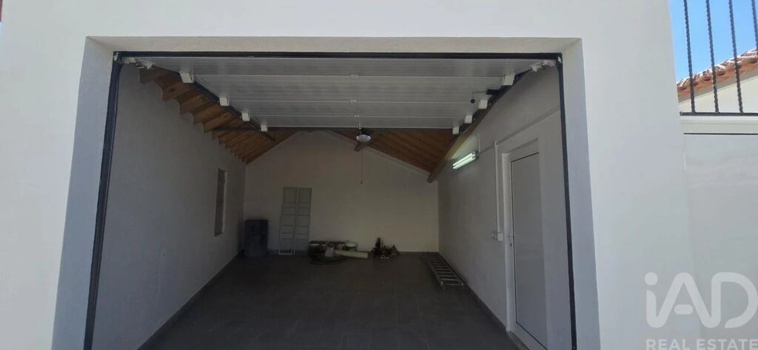 Apartamento T2 para Venda em Cadaval e Pêro Moniz Foto 30