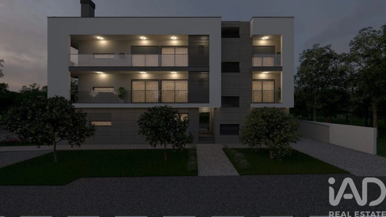 Apartamento T1 para Venda em Faro (Sé e São Pedro) Foto 17