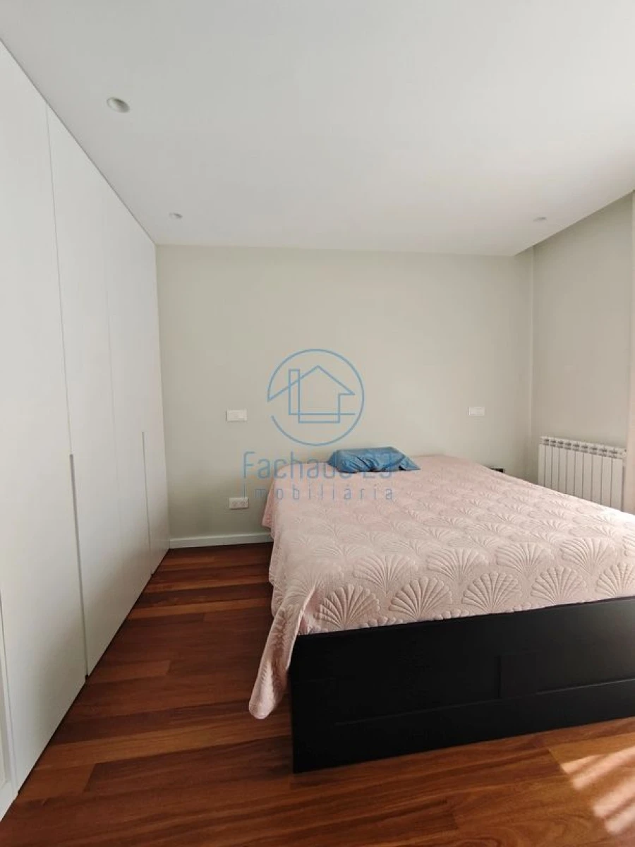 Apartamento T2 para Venda em Oliveira do Douro Foto 27