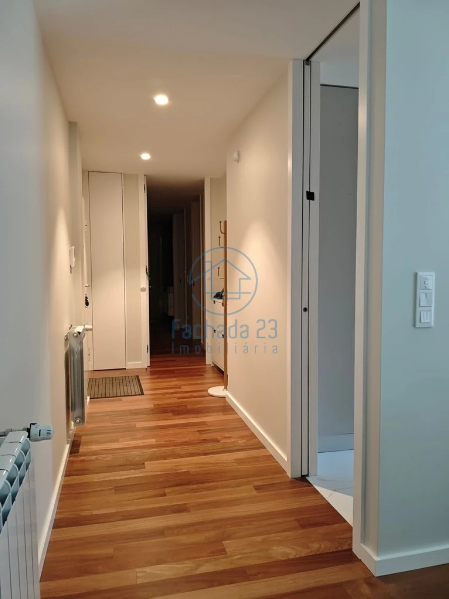 Apartamento T2 para Venda em Oliveira do Douro Foto 7