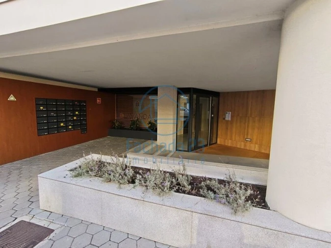 Apartamento T2 para Venda em Oliveira do Douro Foto 37