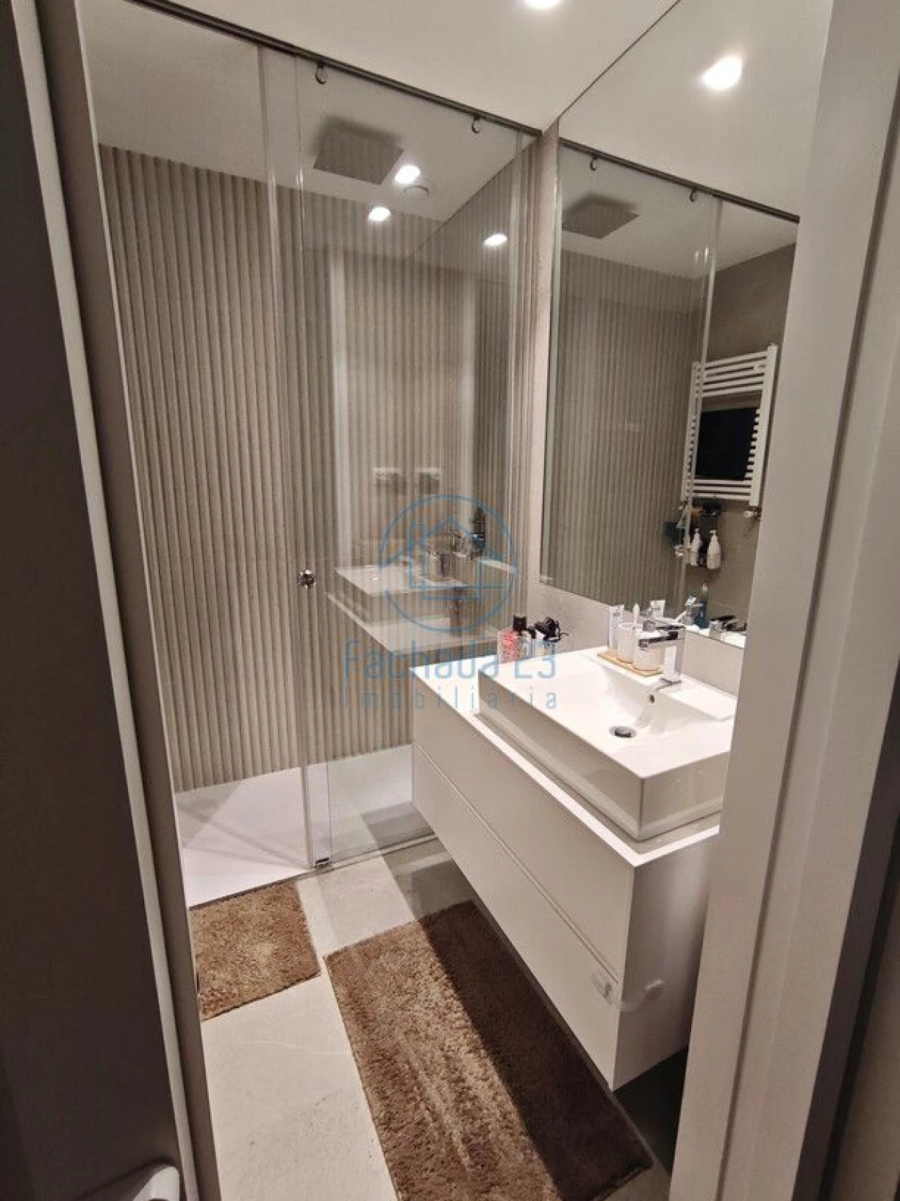 Apartamento T2 para Venda em Oliveira do Douro Foto 16