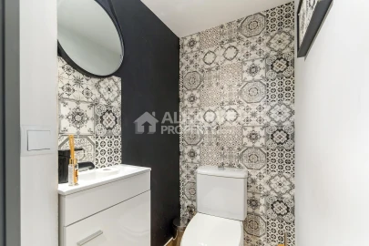 Moradia T5 para Venda em Loule (São Sebastião)