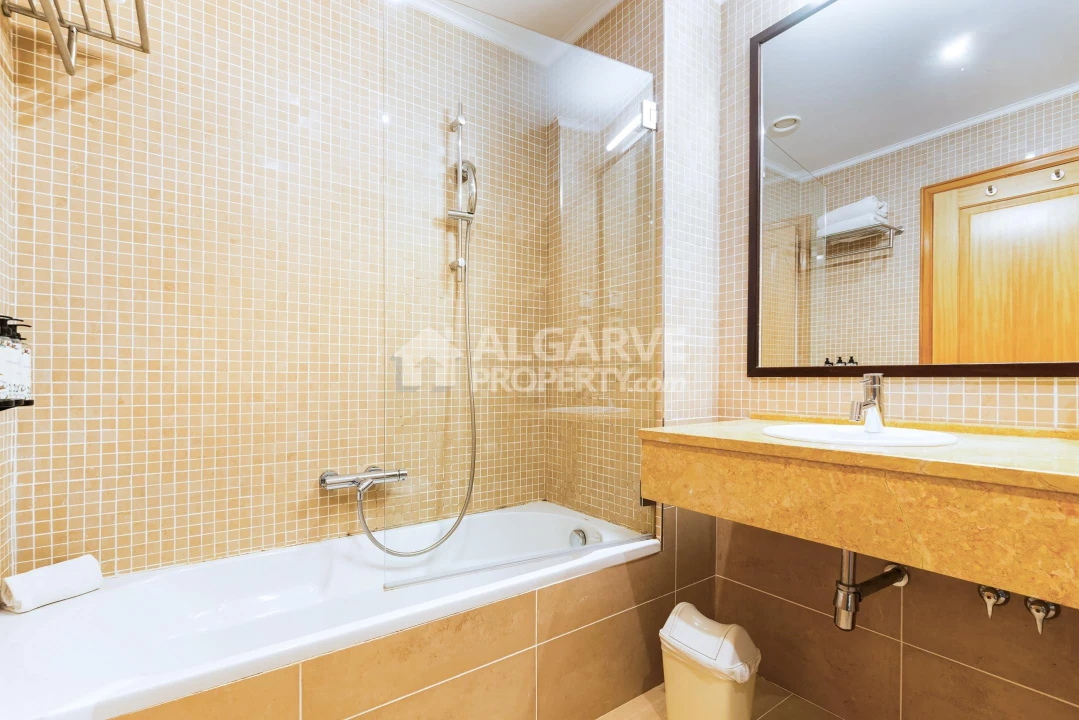 Apartamento T2 para Venda em Quarteira Foto 23
