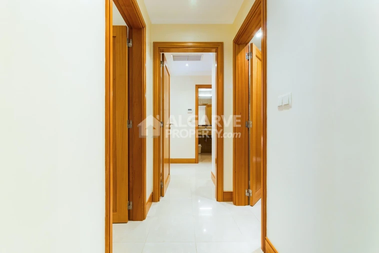 Apartamento T2 para Venda em Quarteira Foto 15