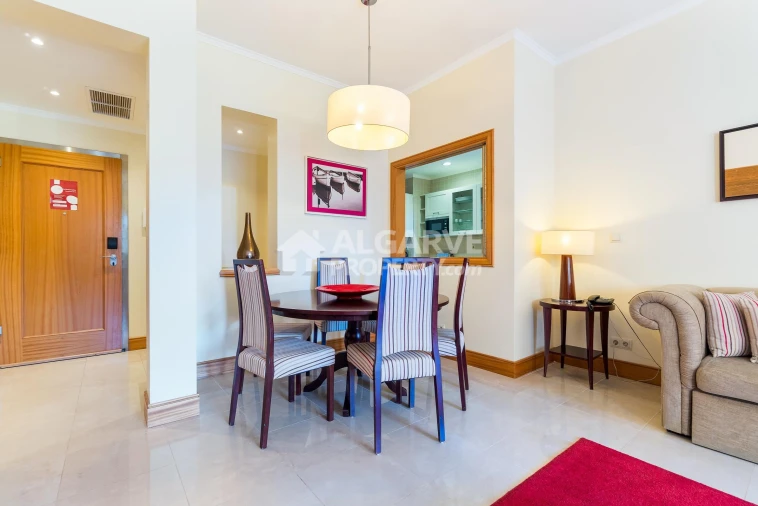 Apartamento T2 para Venda em Quarteira Foto 11