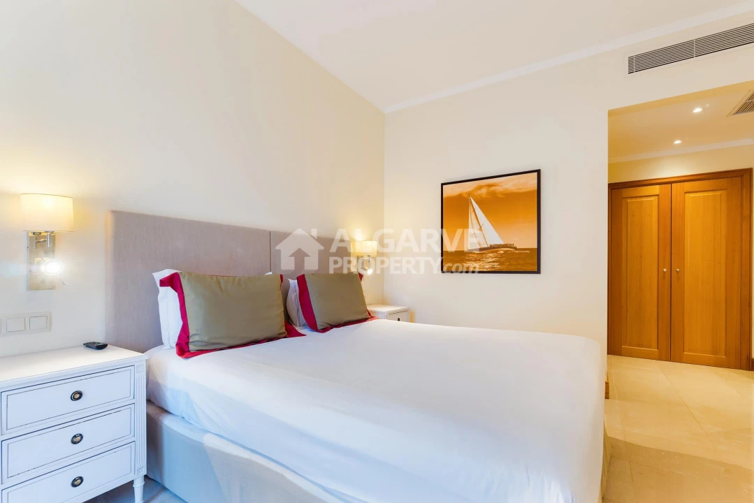 Apartamento T2 para Venda em Quarteira Foto 16