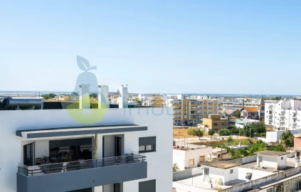 Apartamento T3 para Venda em Quelfes