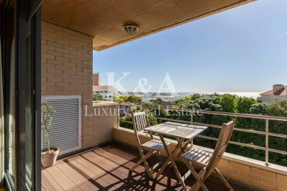 Apartamento T4 para Venda em Aldoar, Foz do Douro e Nevogilde