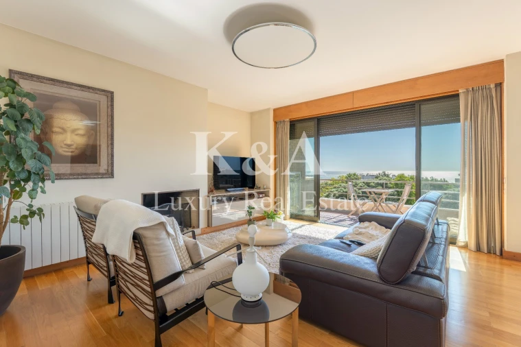 Apartamento T4 para Venda em Aldoar, Foz do Douro e Nevogilde Foto 2