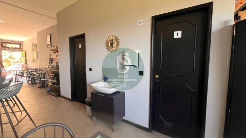Loja para Trespasse em Pedroso e Seixezelo